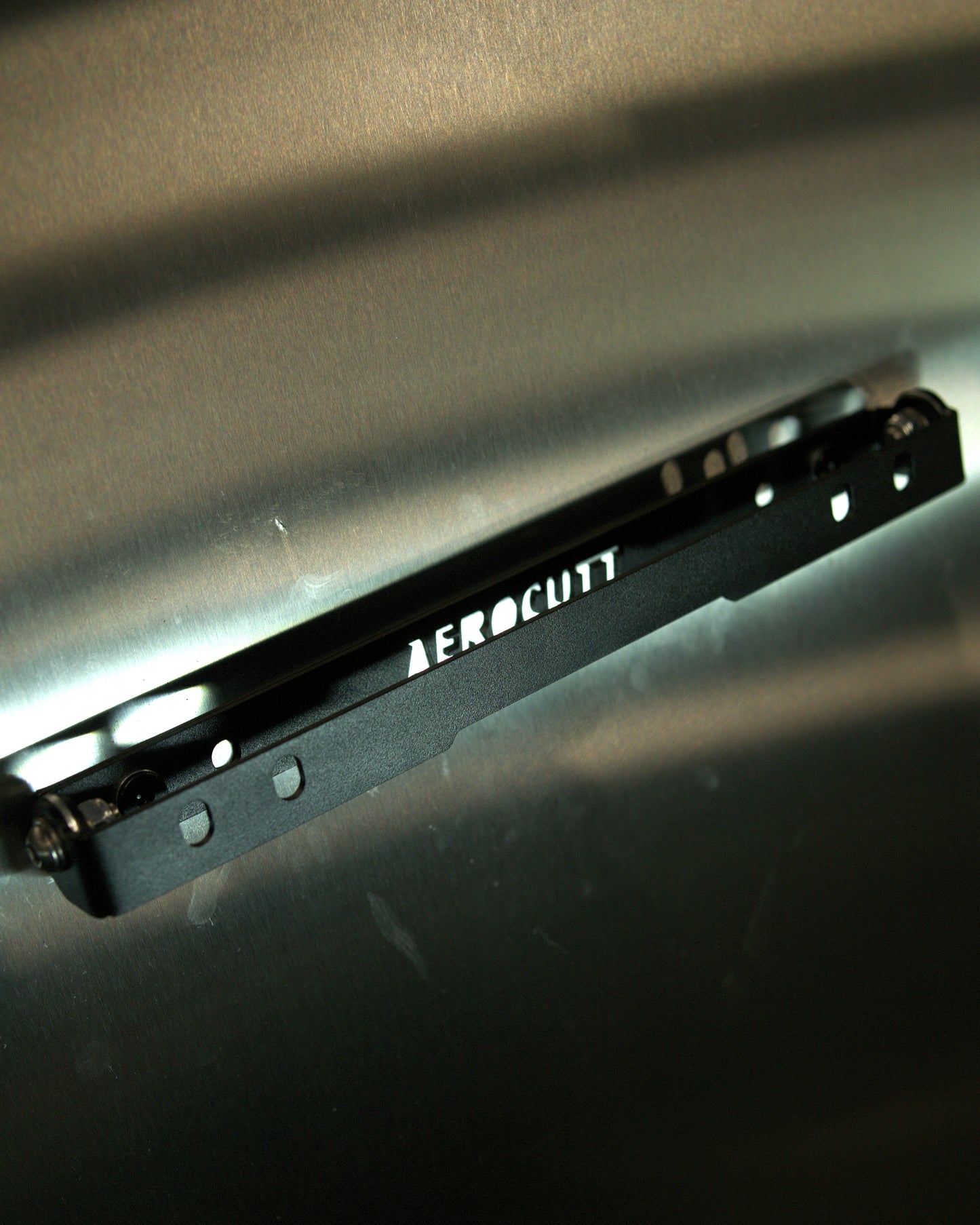 Aerocutt Number Plate Up/Down Tilt Winch Plate Bracket tilt down 4x4 up bracket