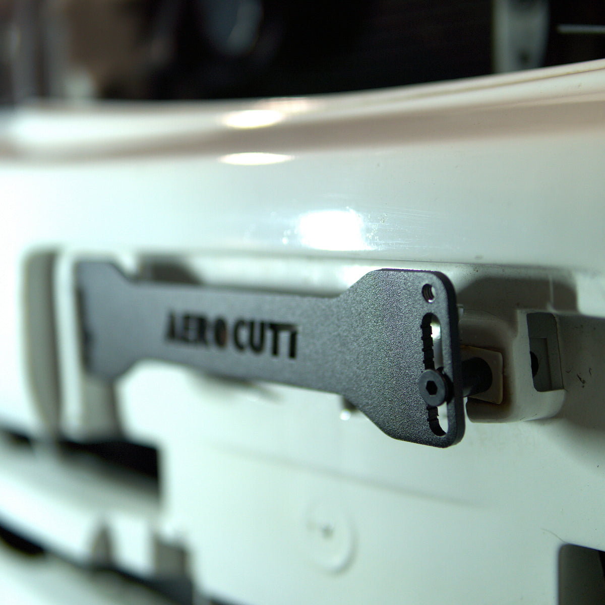 Aerocutt Number Plate Riser JDM Import Adapter japanese license plate adapter fitted close up
