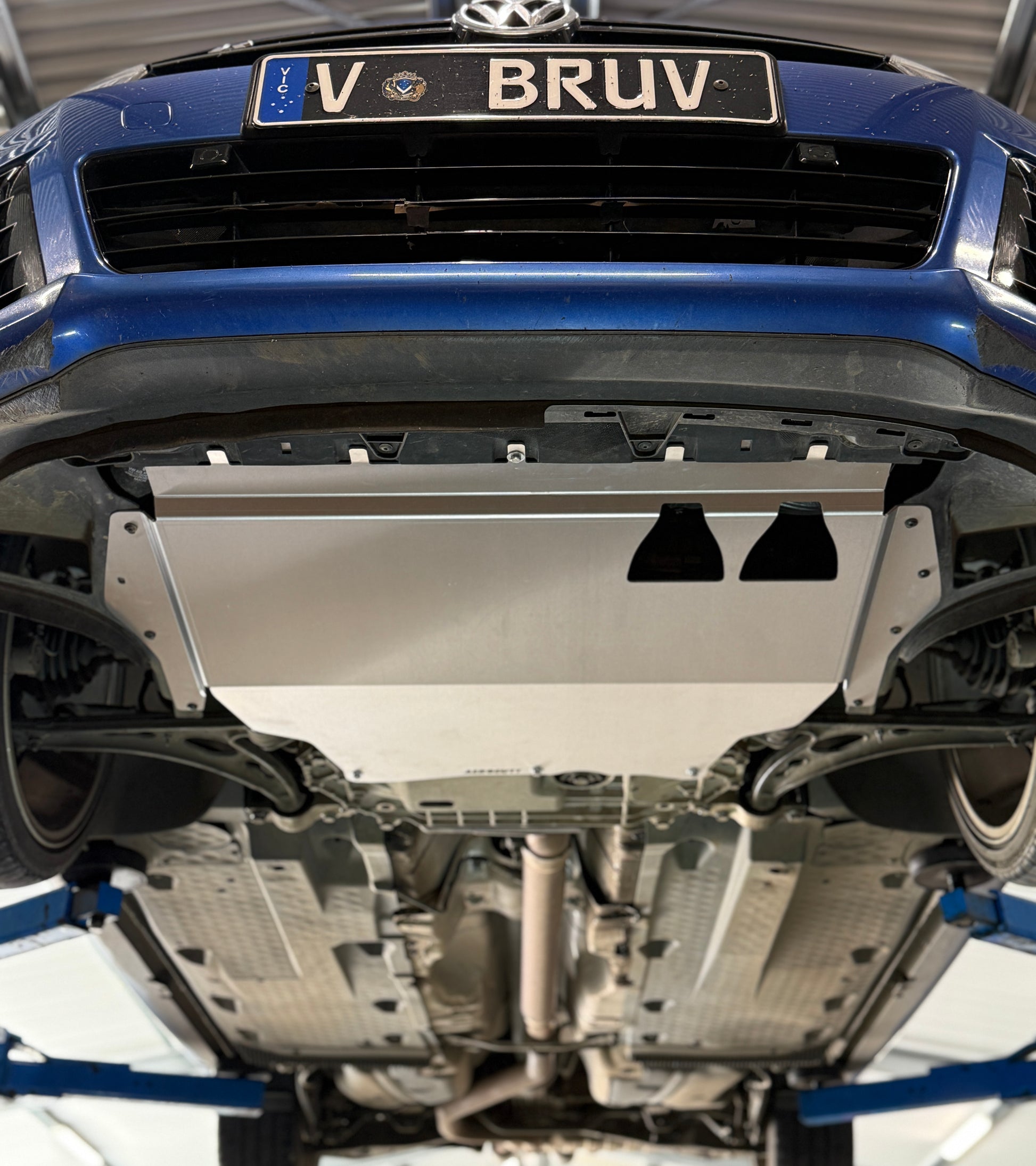 Volkswagen golf skid plate underside of car, golf mk5 mk6 undertray replacement panel, protection under car golf mk5 mk6 