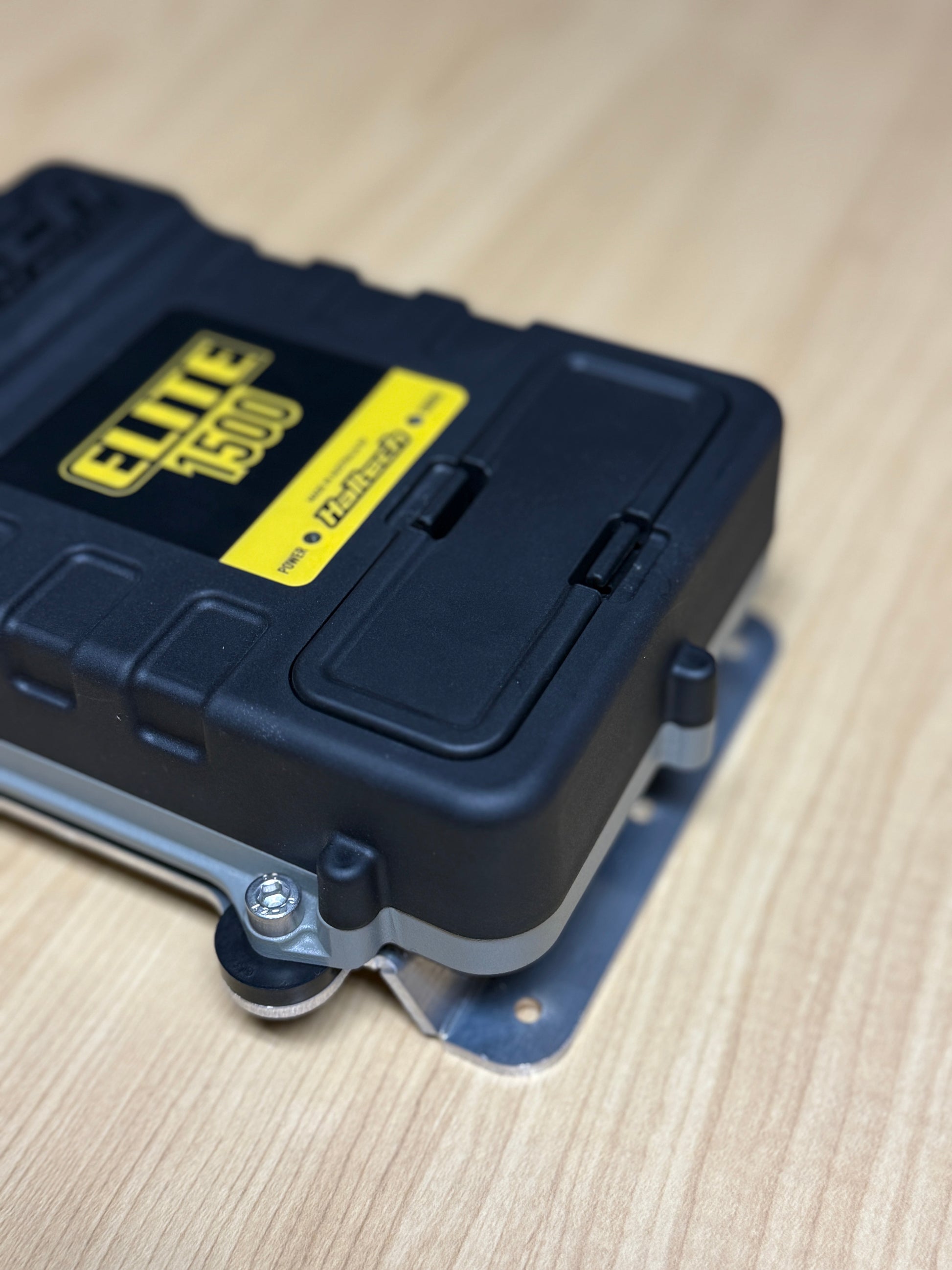 universal haltech mount vibration dampening hardware 