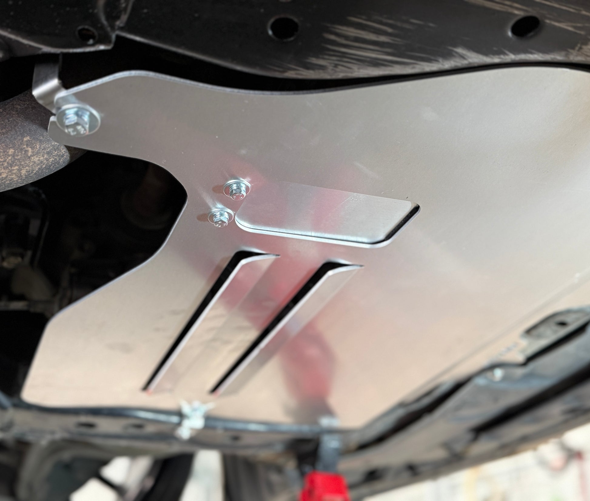 Honda Odyssey RB1 Underbody with Aerocutt Aluminium Underpanel Installed