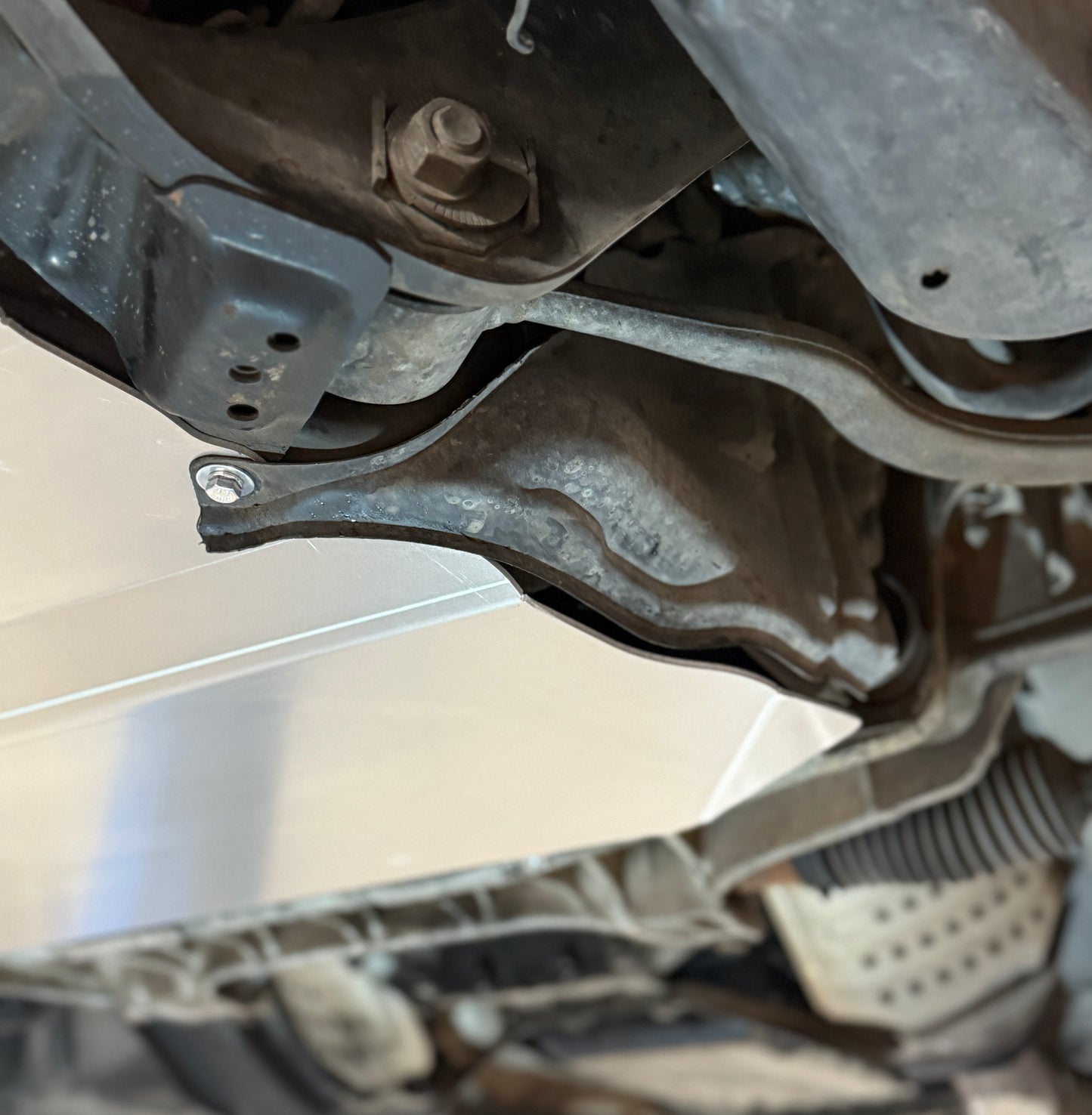 Toyota Celsior UCF20 Underbody Protection Bash/Skid Plate