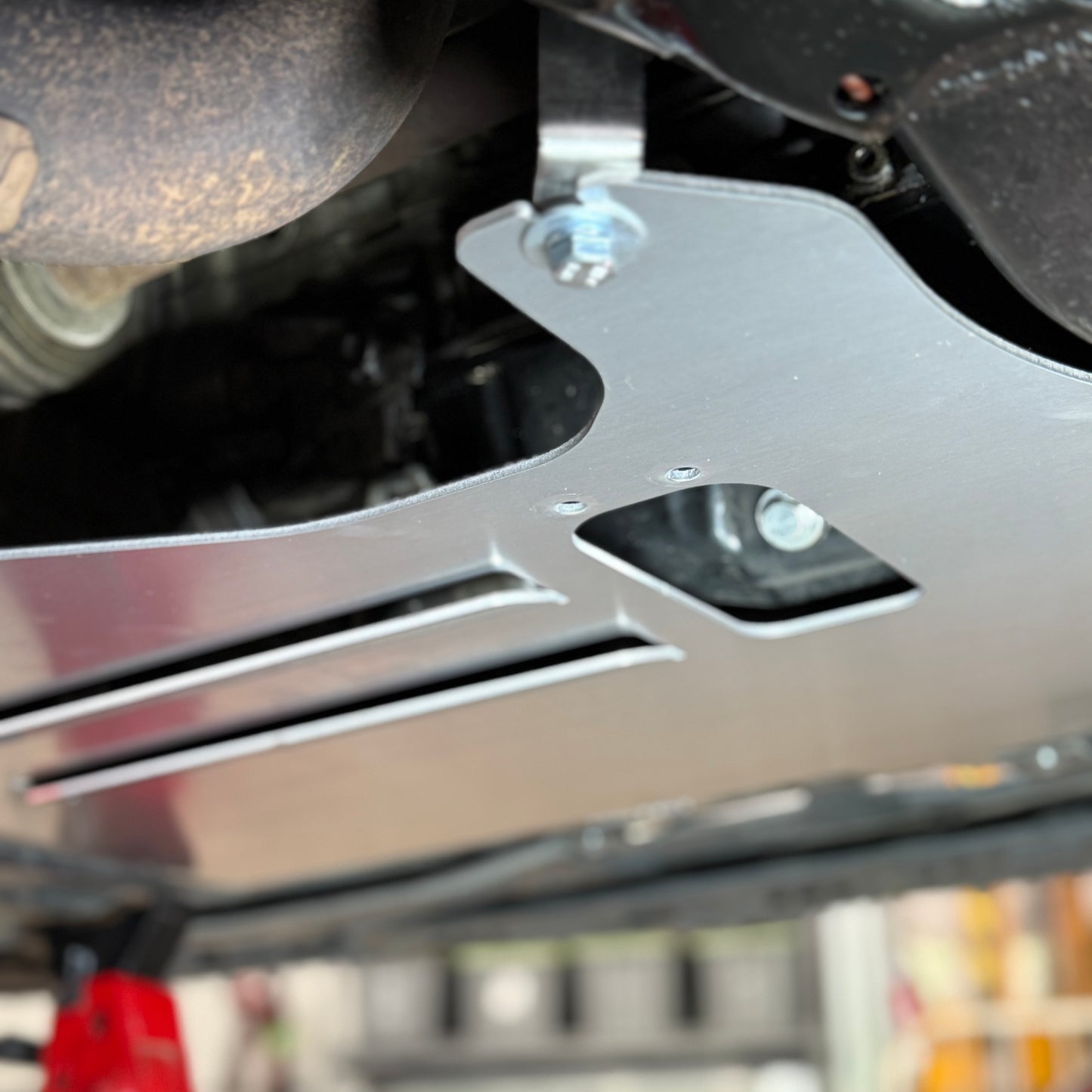 Honda Odyssey RB1 Underbody with Aerocutt Aluminium Undertray Installed