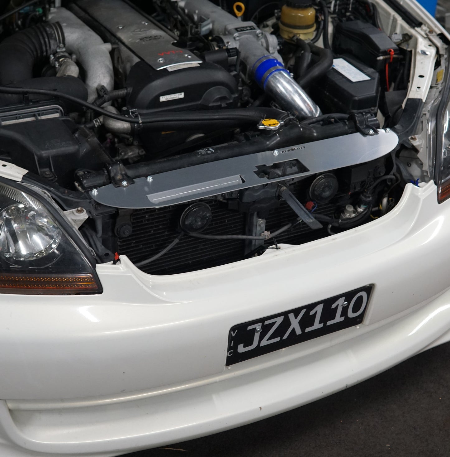 jzx110 toyota mark 2 with aerocutt engine bay air diversion radiator panel installed