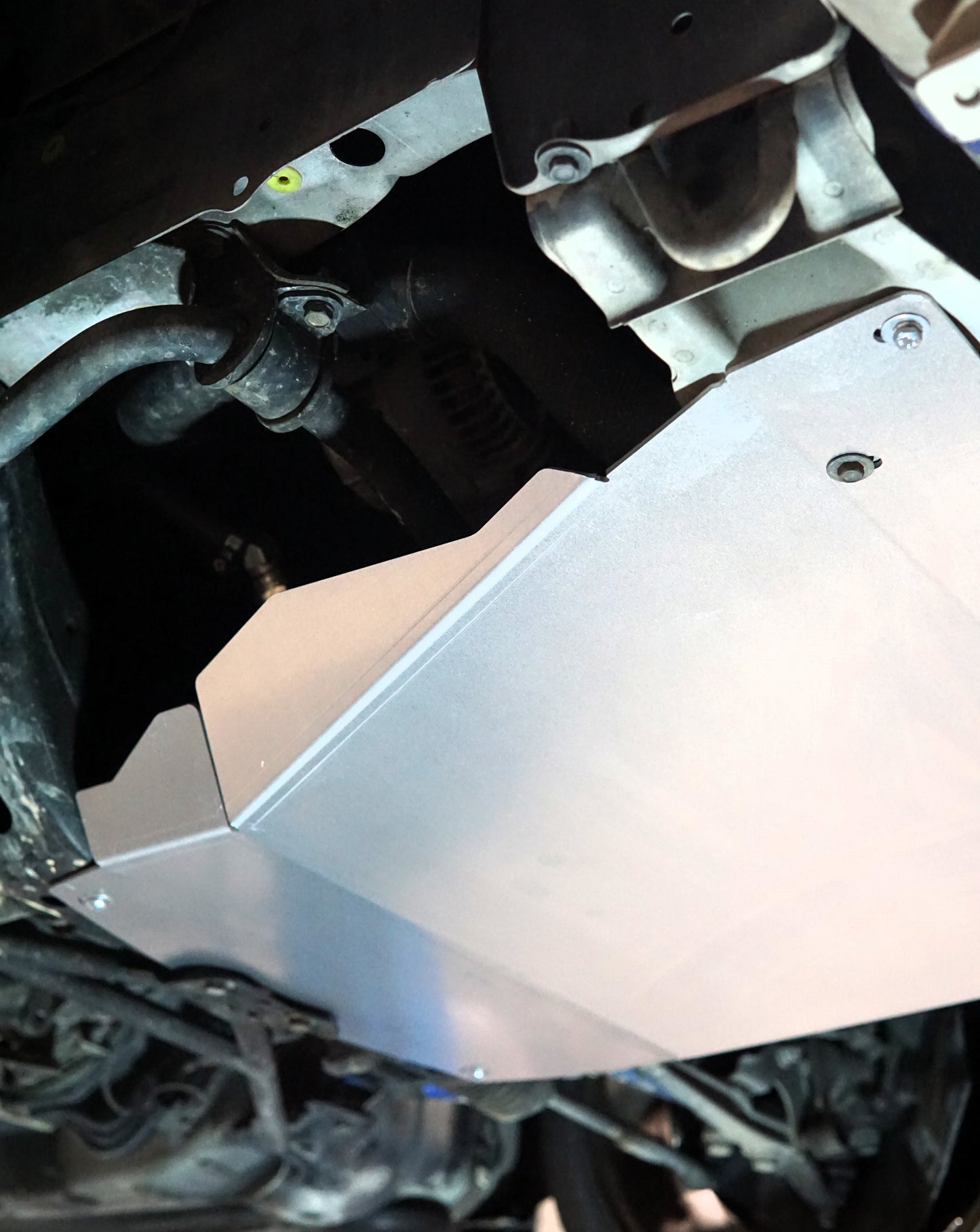 toyota jzx110 mk2 underneath with aluminium aerocutt undertray installed