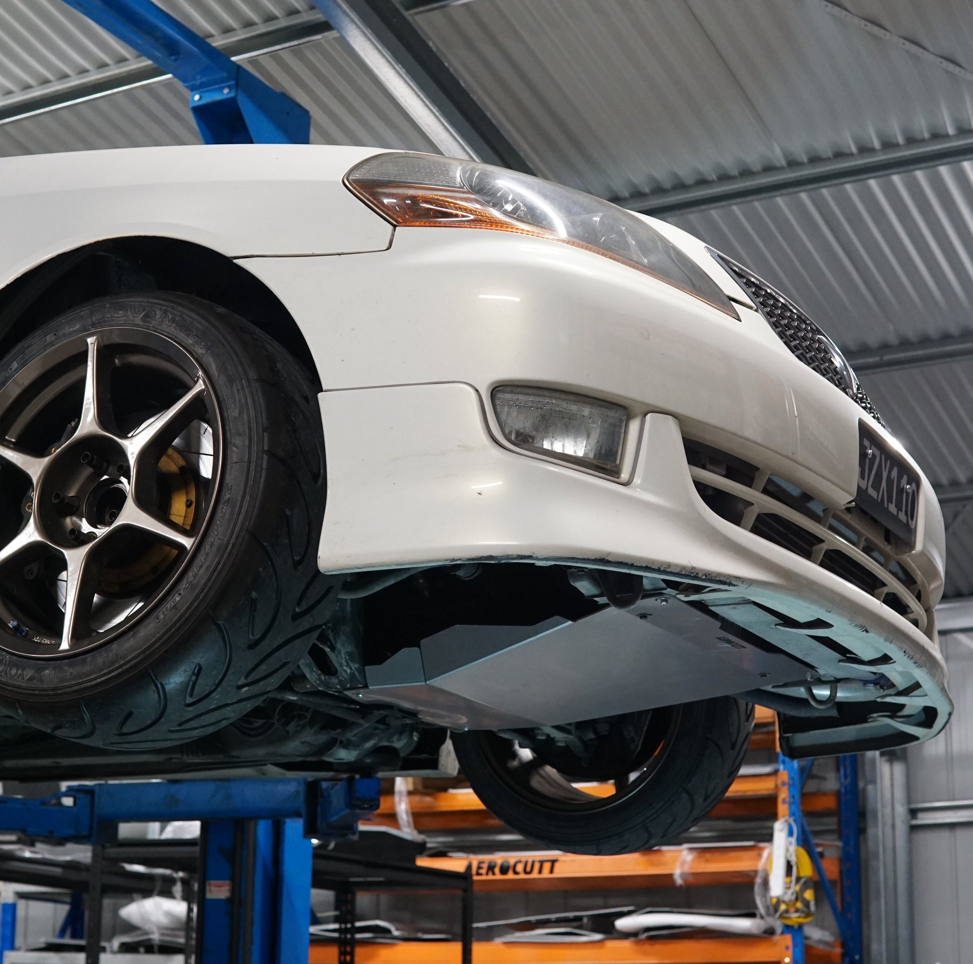toyota jzx110 mk2 underneath with aluminium aerocutt sump guard installed
