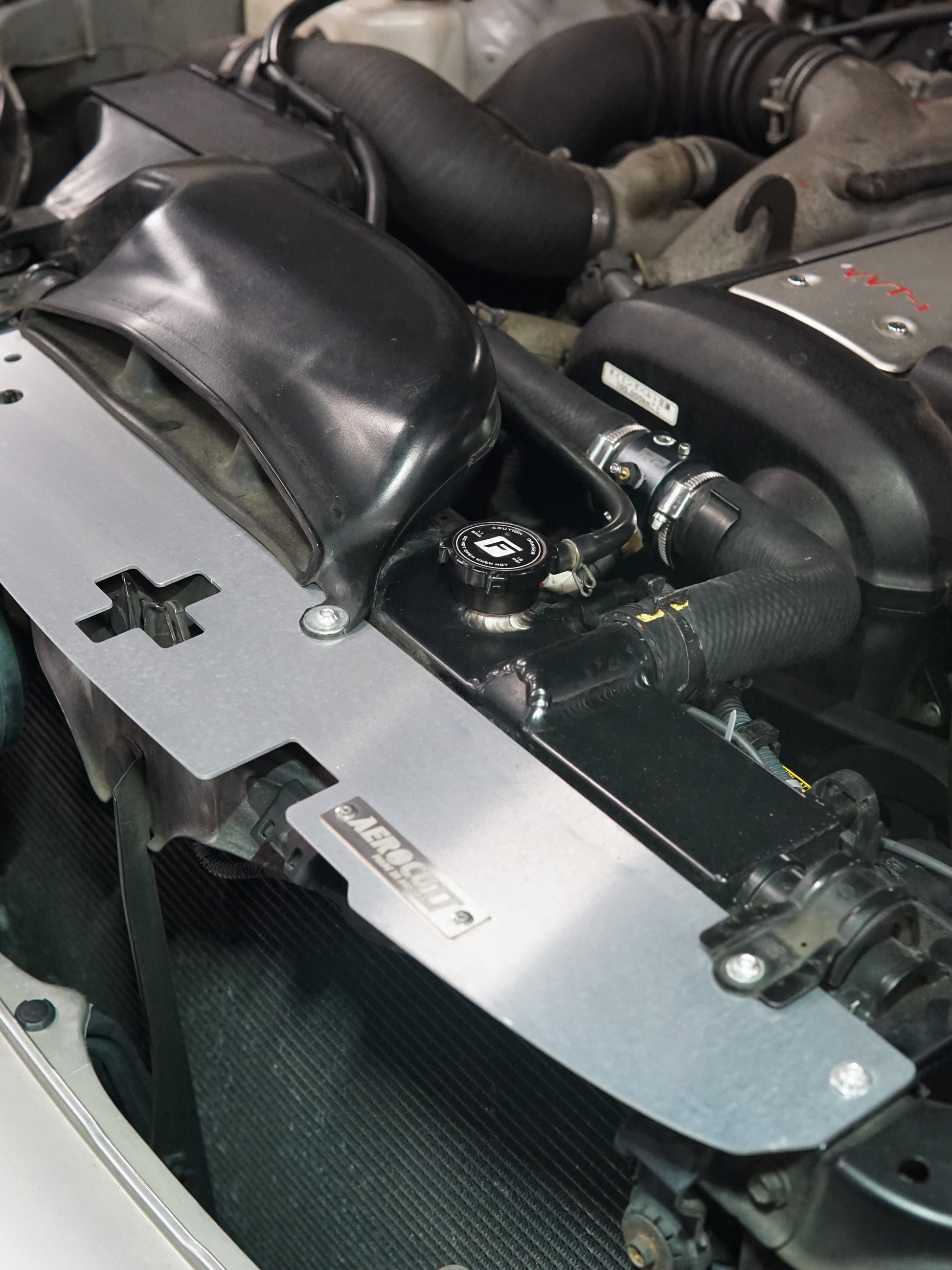 Toyota Crown JZS171 engine bay with Aerocutt Aluminium Radiator Cooling Panel installed
