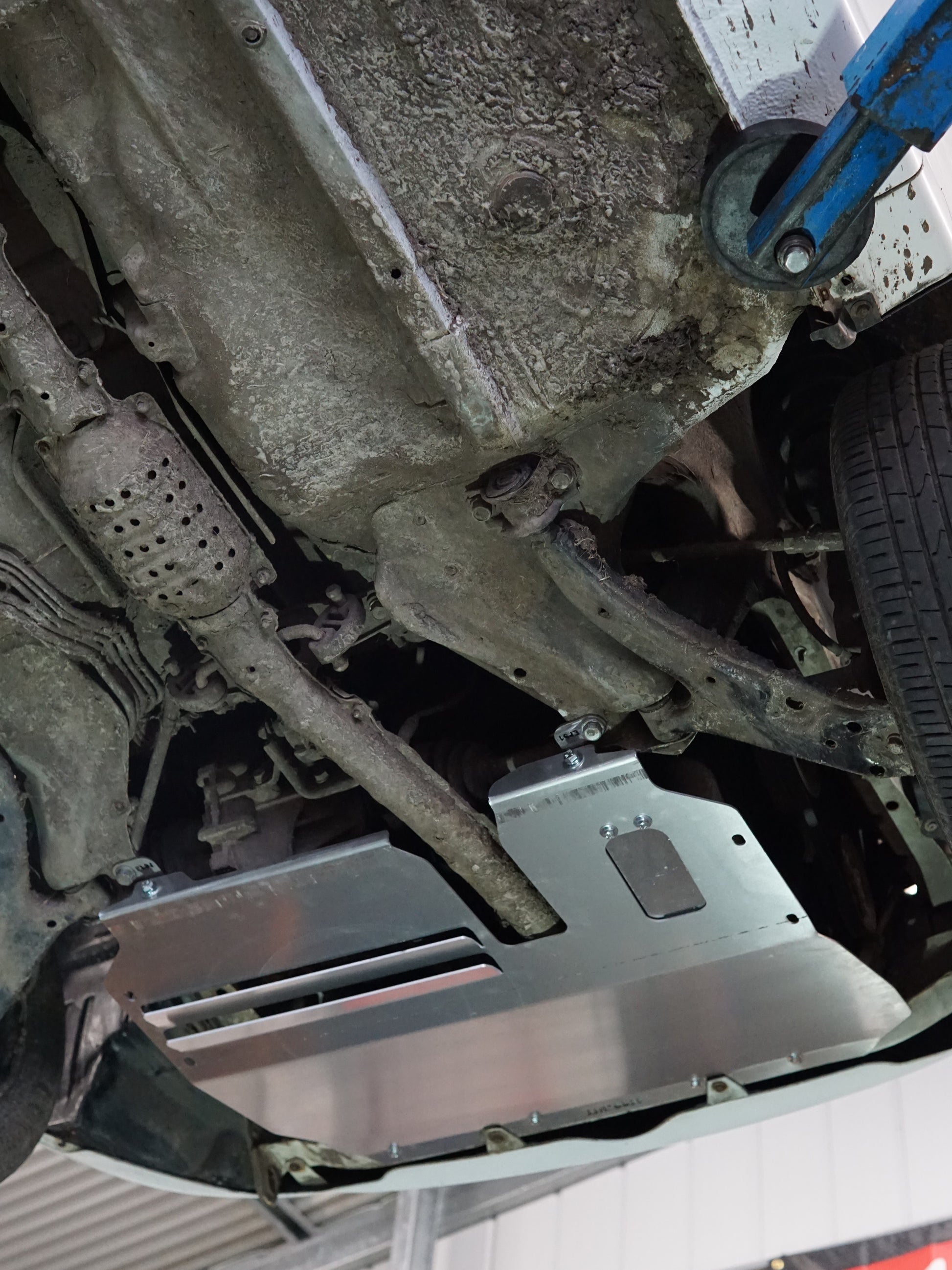 Toyota Starlet EP91 underneath rear with an Aerocutt aluminium bash plate installed