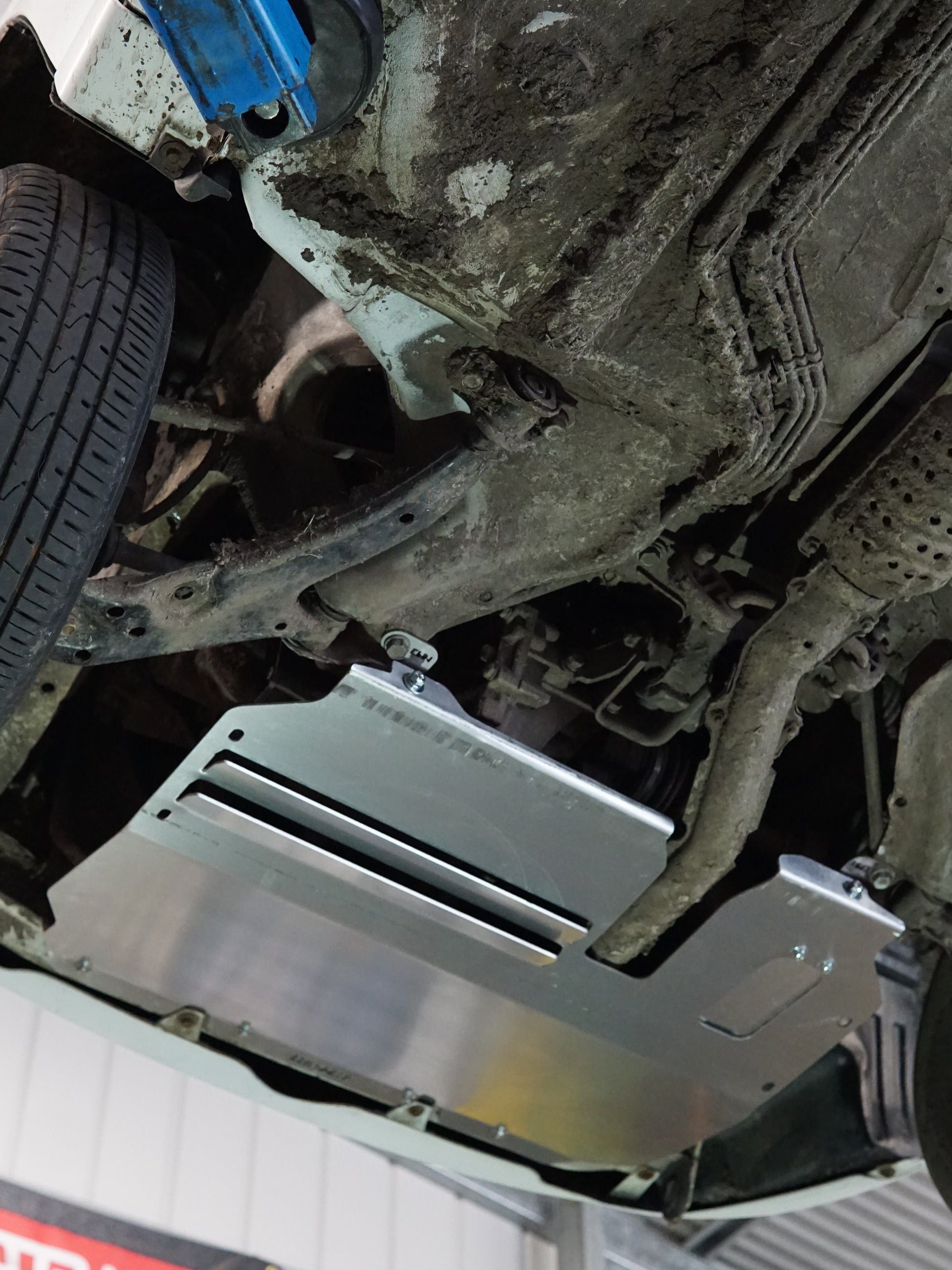 Aerocutt aluminium undertray installed on a toyota starlet ep91