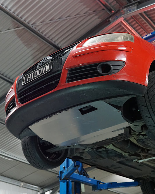 Volkswagen Polo 6N9 Underneath Underside Underbody Undercarriage with Aerocutt Aluminium Skid Plate Bash Plate Sump Guard Installed