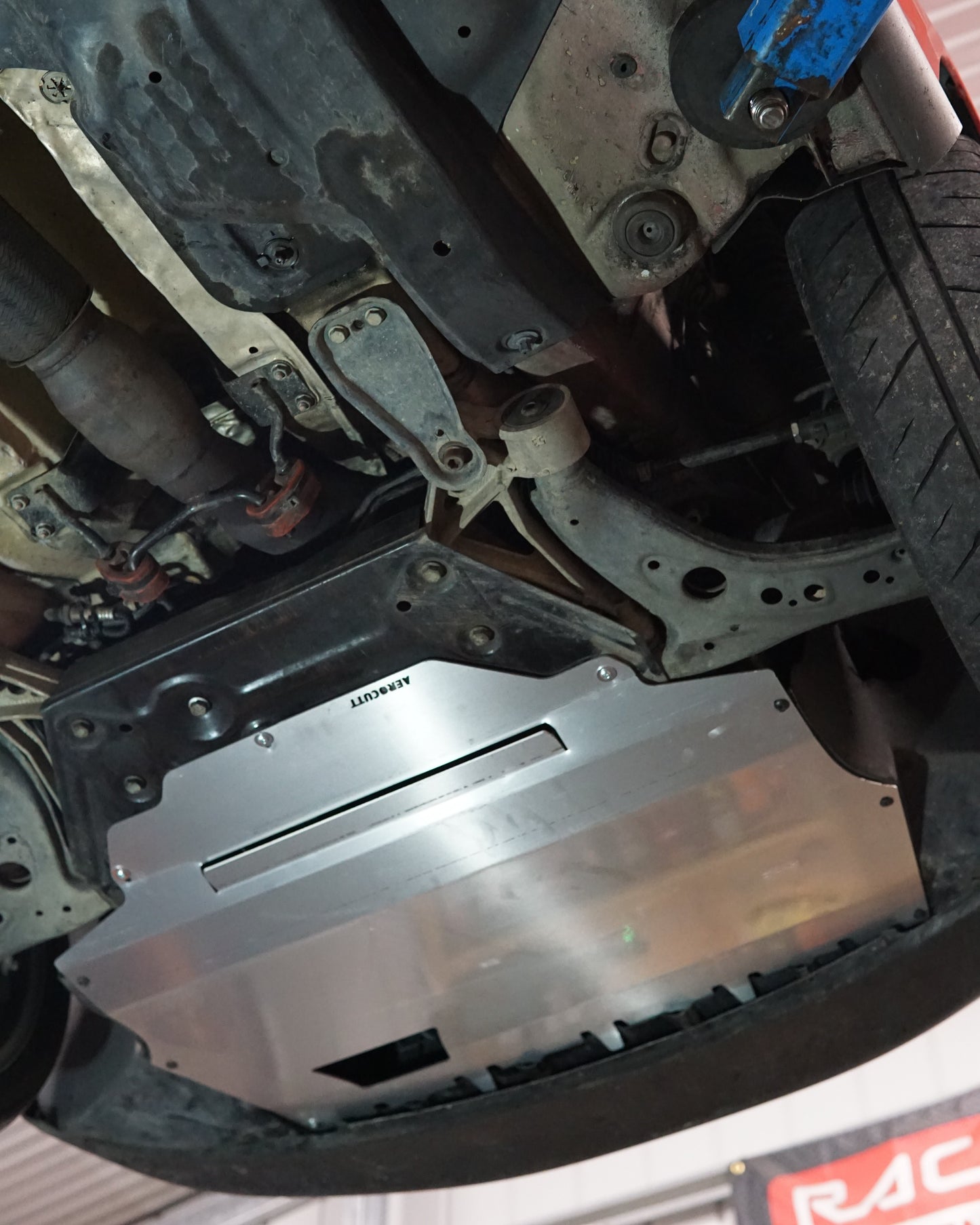 Volkswagen Polo 6N9 Undercarriage with Aerocutt Aluminium Undertray Replacement