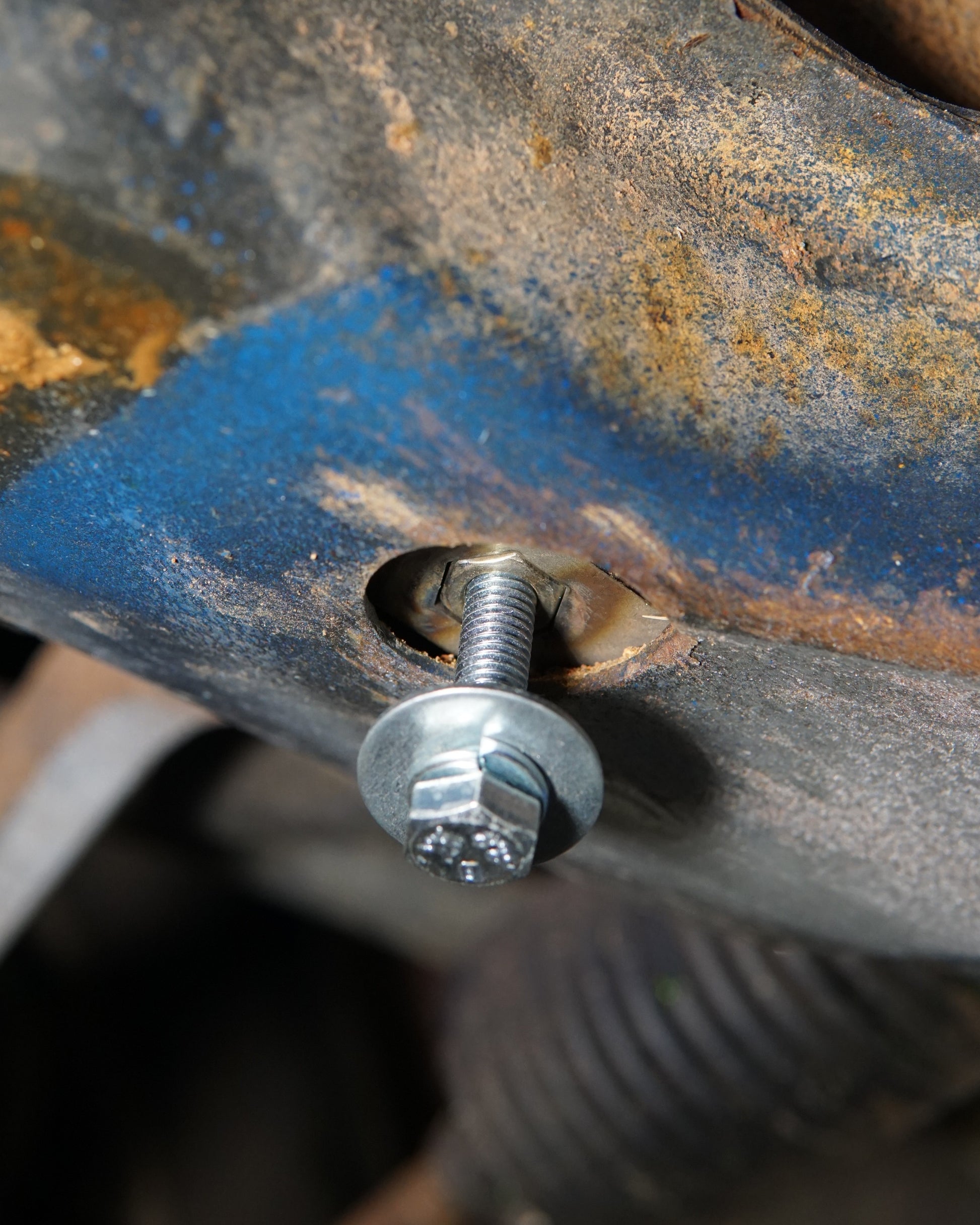 Ford Falcon EF EL Underside With A Close Up Of Aerocutt's Skid Plate Stainless Fastener Nut Plate