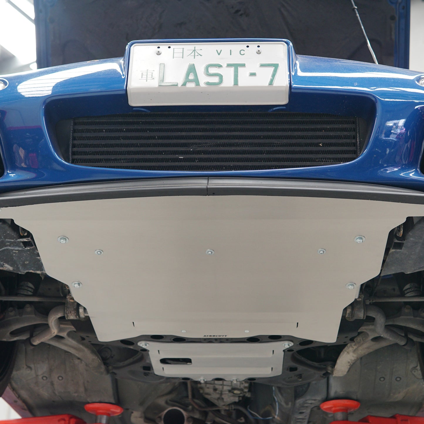 Mazda FD RX-7 Underbody with an Aerocutt aluminium front undertray and sump guard panel installed
