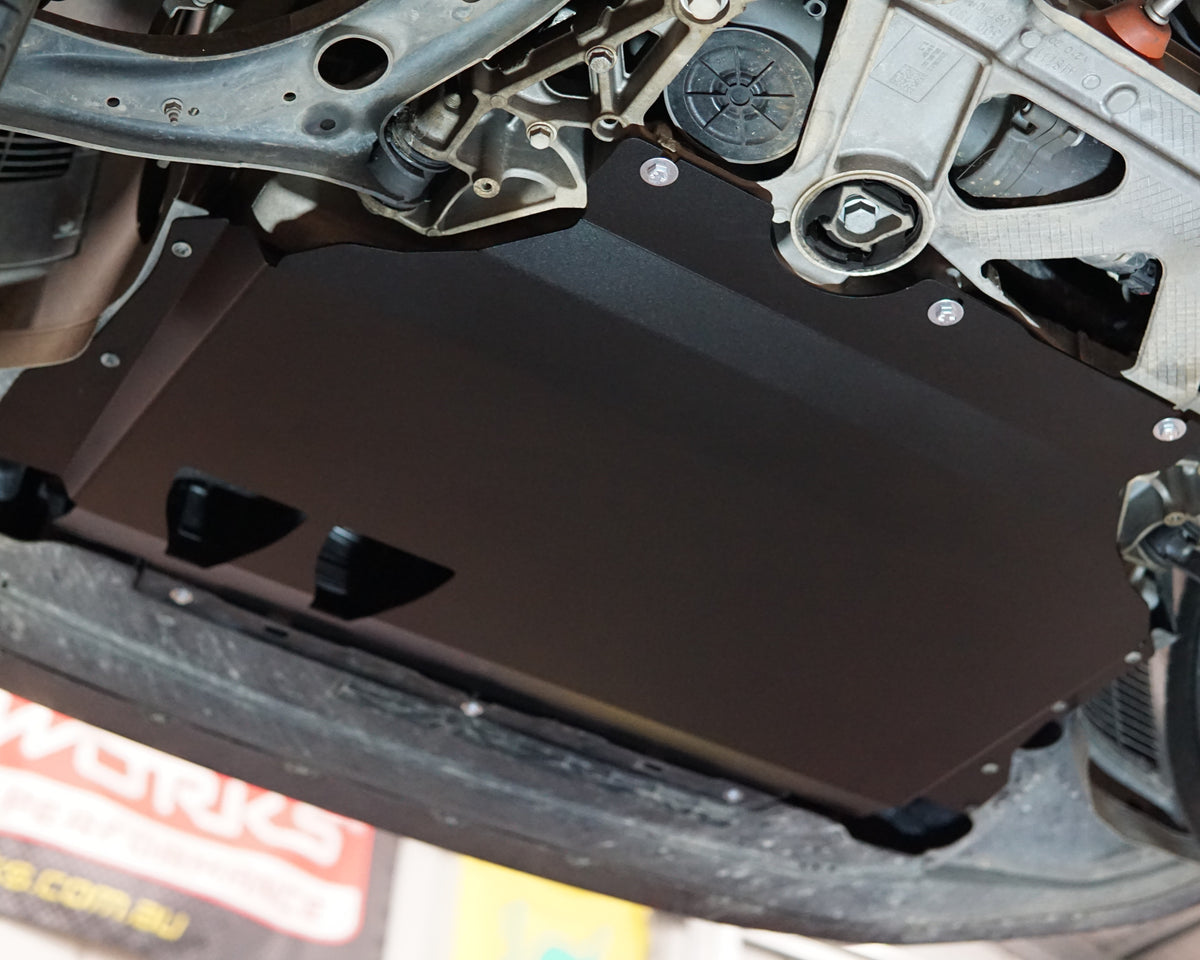 Vokswagen/Audi MQB Underneath With black Aerocutt Aluminium Undertray Fitted