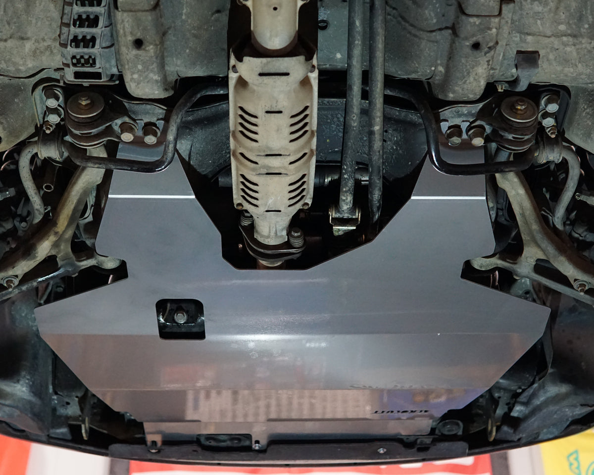 Honda EG Civic underside with large aerocutt aluminium undertray installed