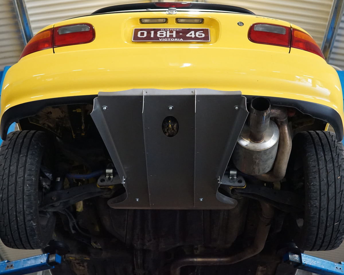 Rear underside of a Honda Civic 5th gen EG with an Aerocutt aluminium diffuser installed