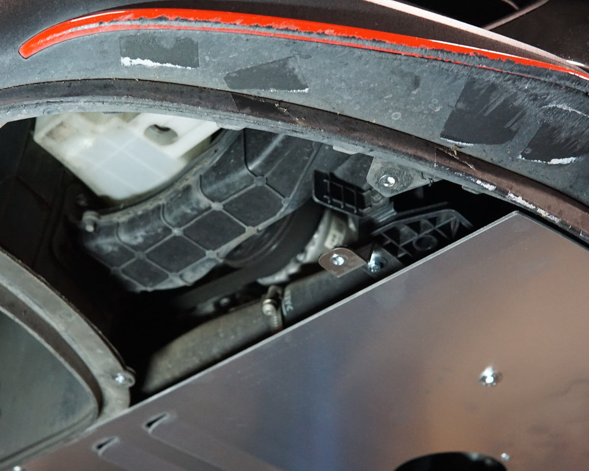 Hyundai i30N PD front undercarriage with an aluminium Aerocutt skid plate installed