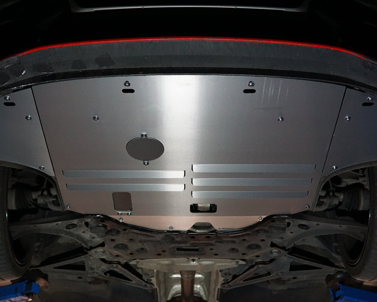Hyundai i30 PD front underneath with an aluminium Aerocutt undertray installed