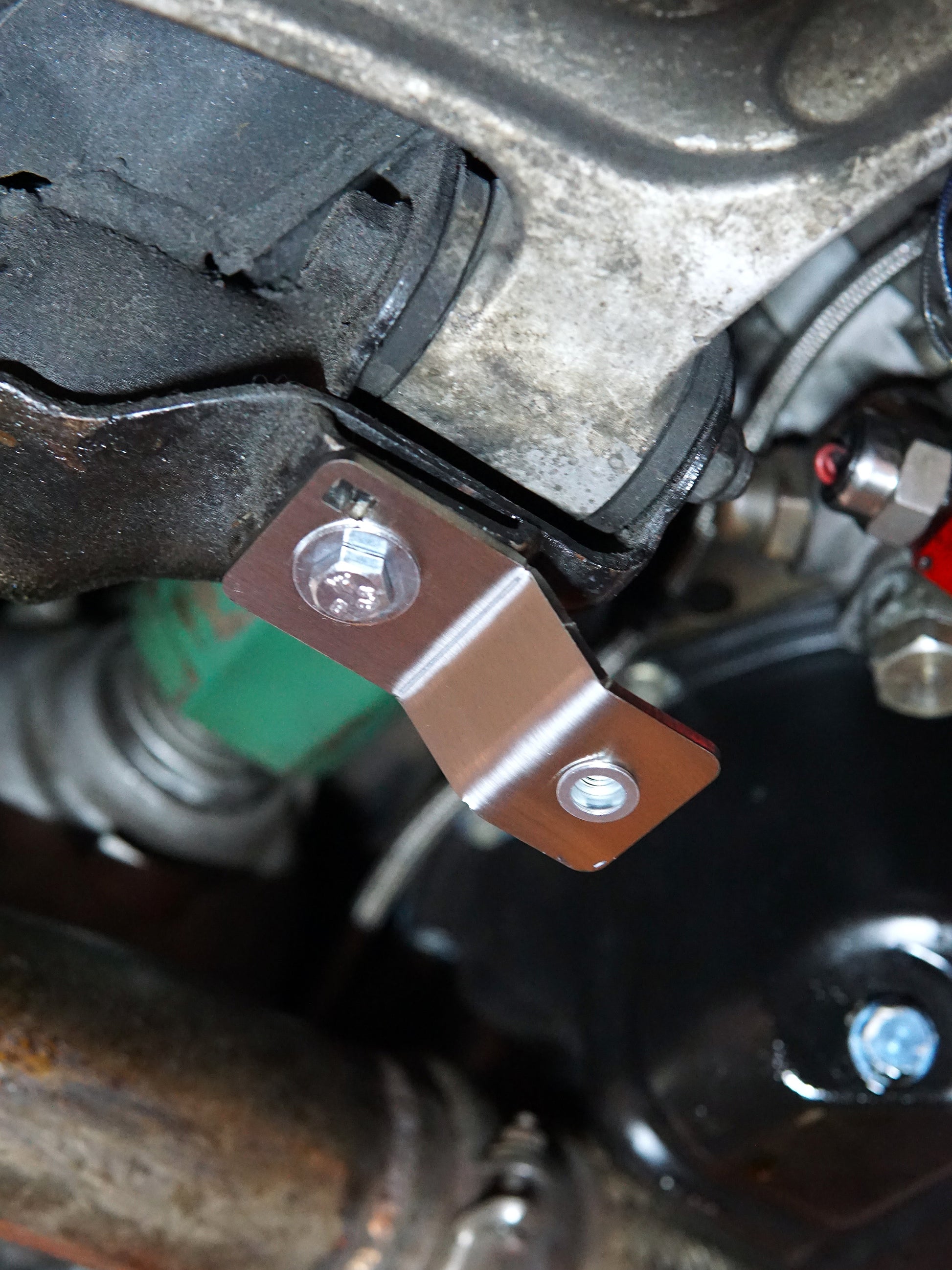 evo 6 skid plate set bracket stainless 
