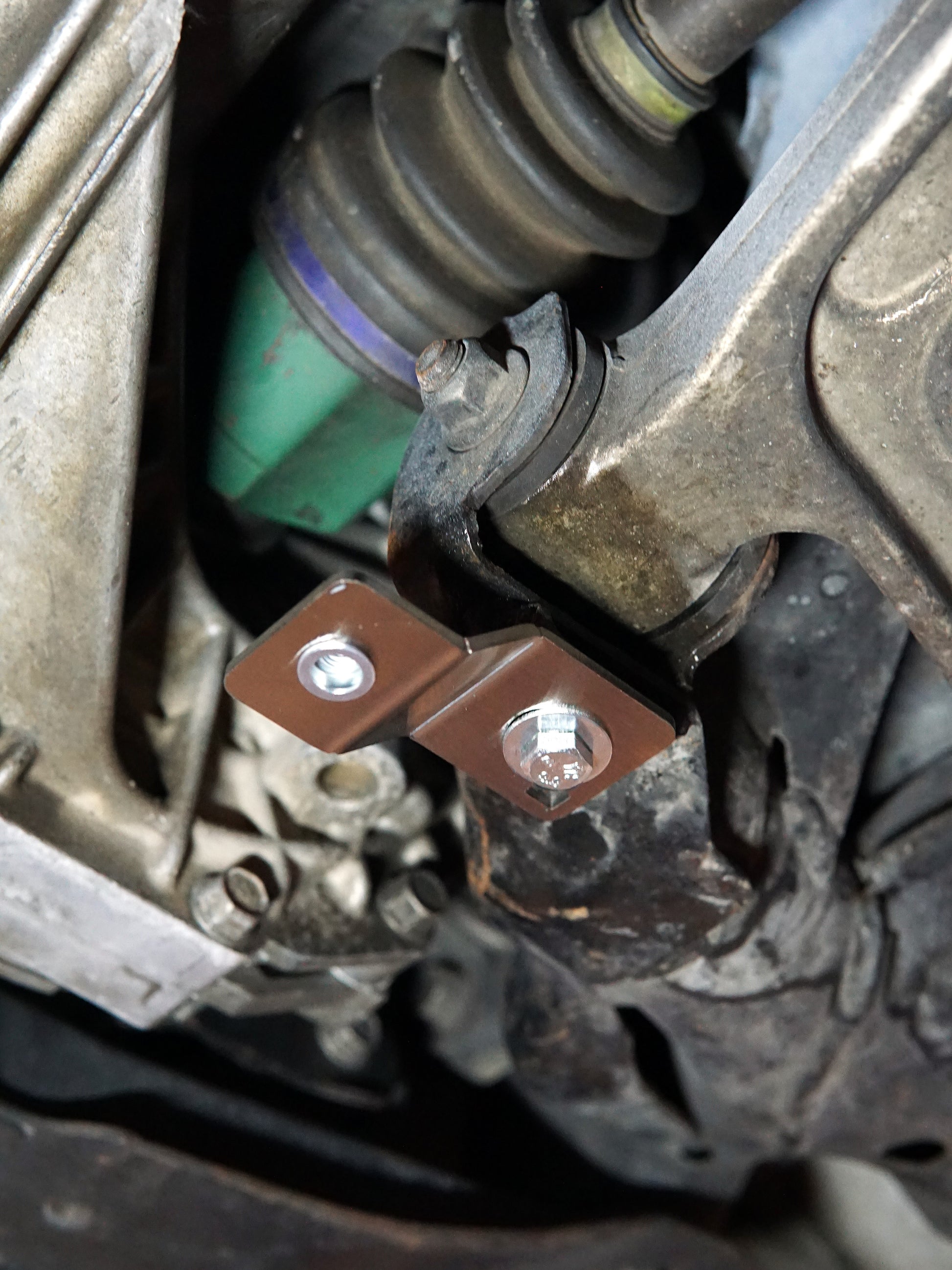 evo 6 skid plate stainless mount 