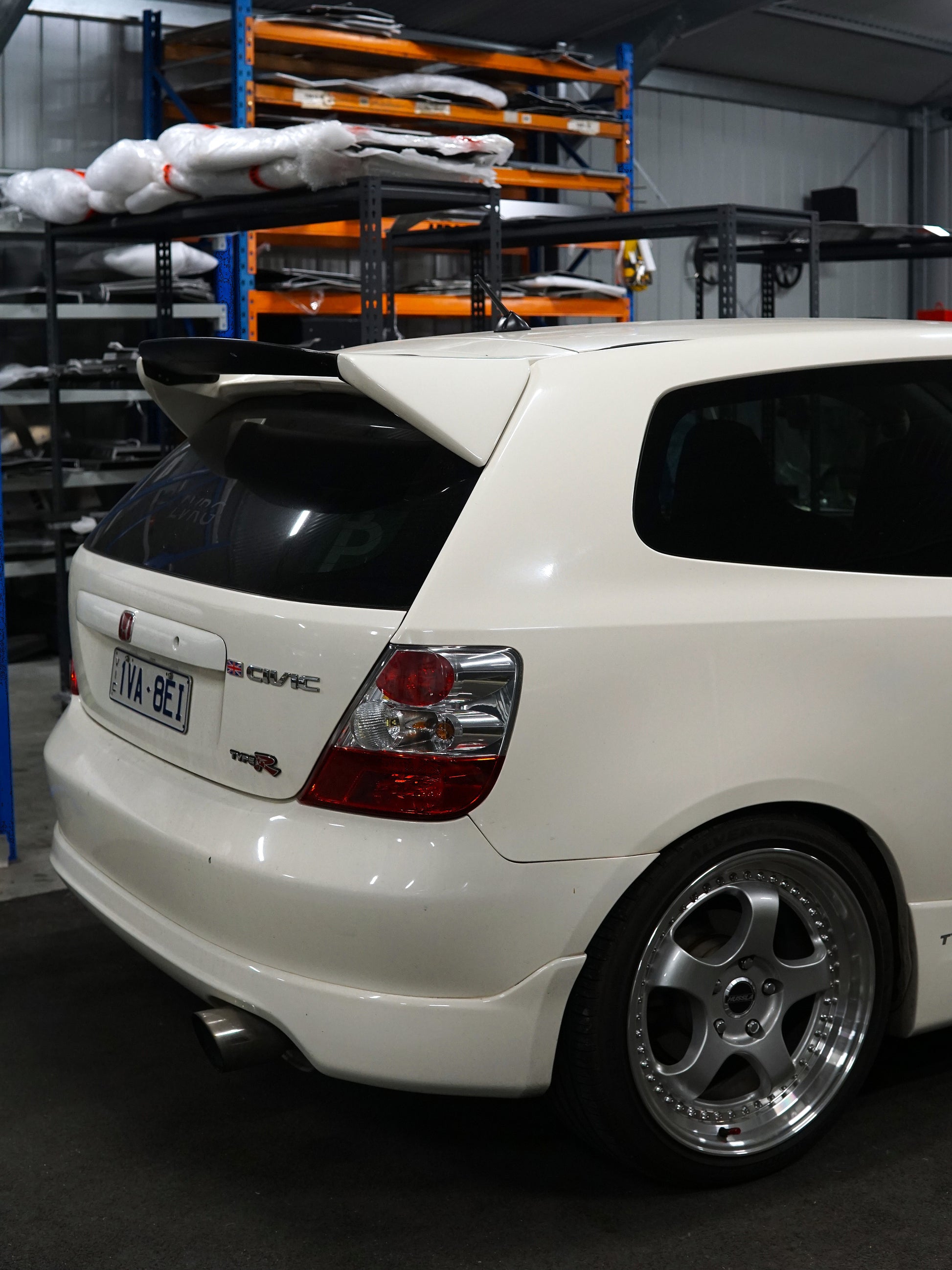 dc5 ep3 visiting aerocutt garage 