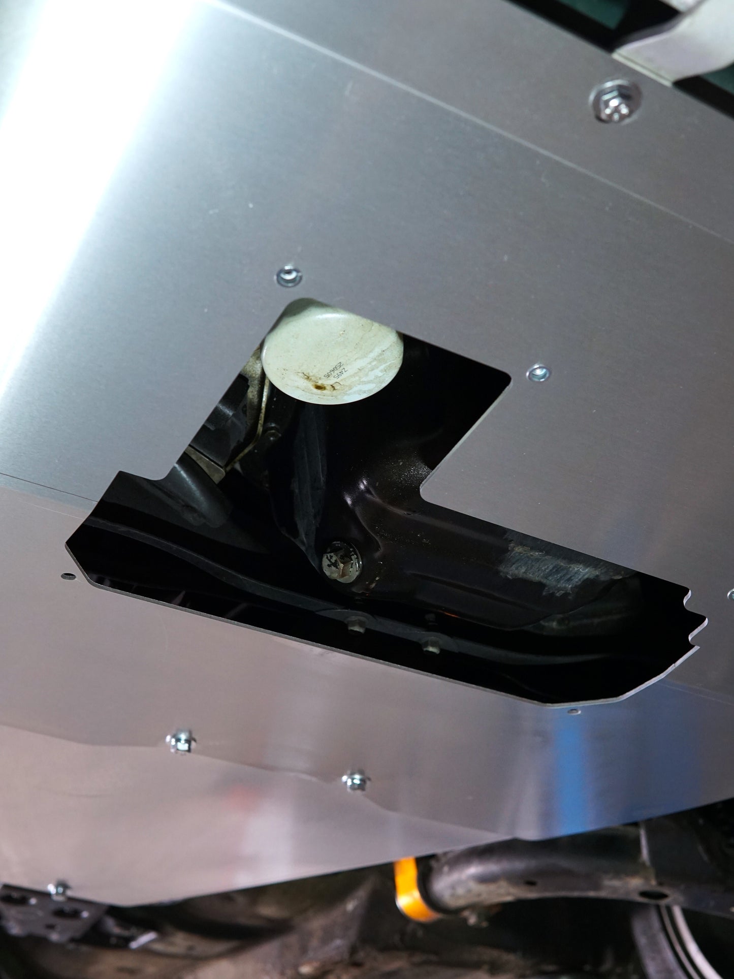 servicing plate for subaru wrx 