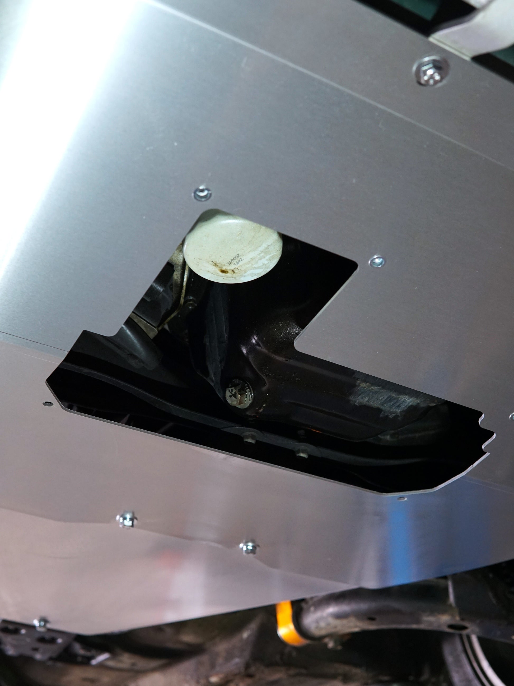 servicing plate for subaru wrx 