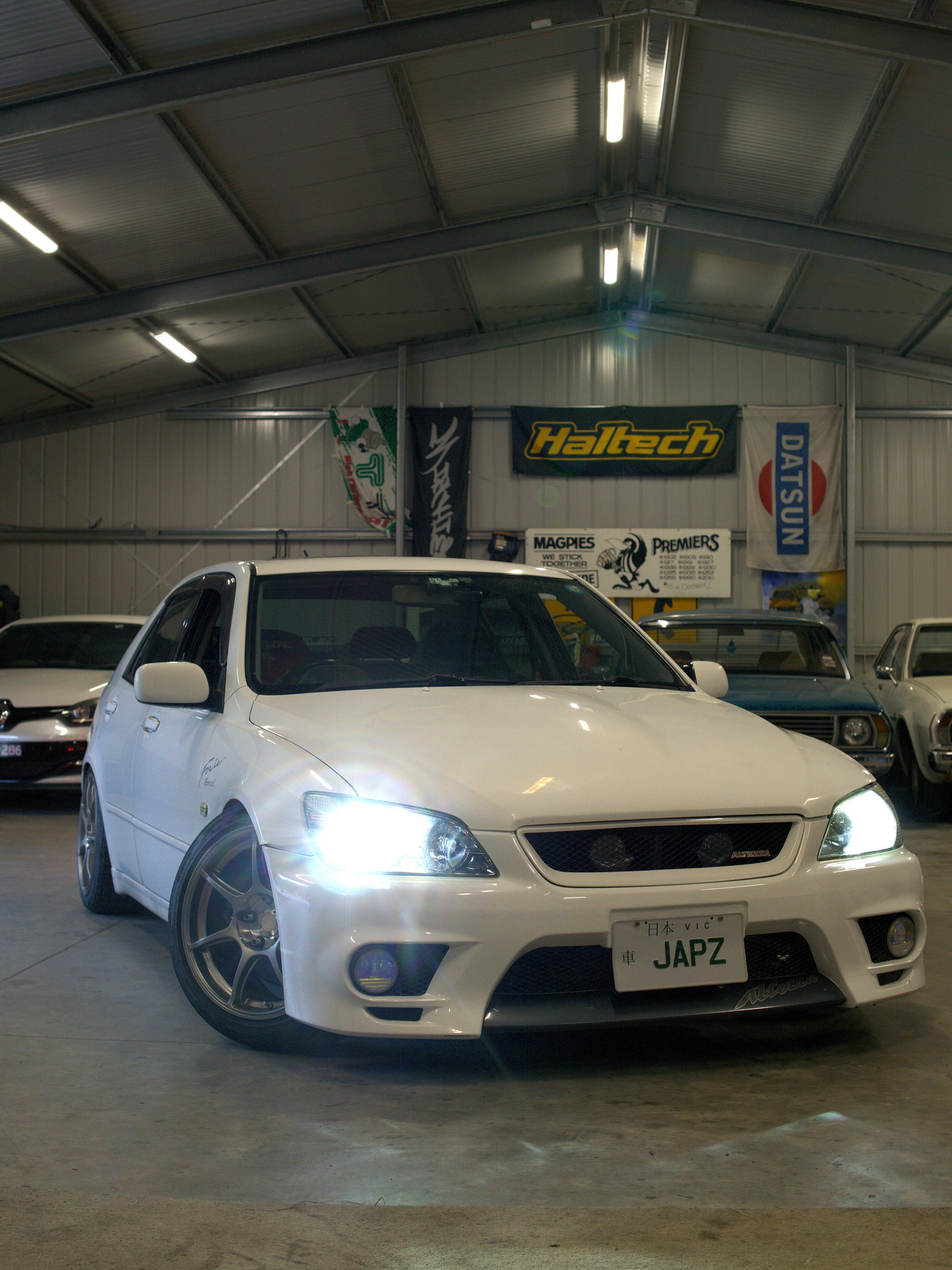 sxe10 is200 is300 altezza front cooling panel 