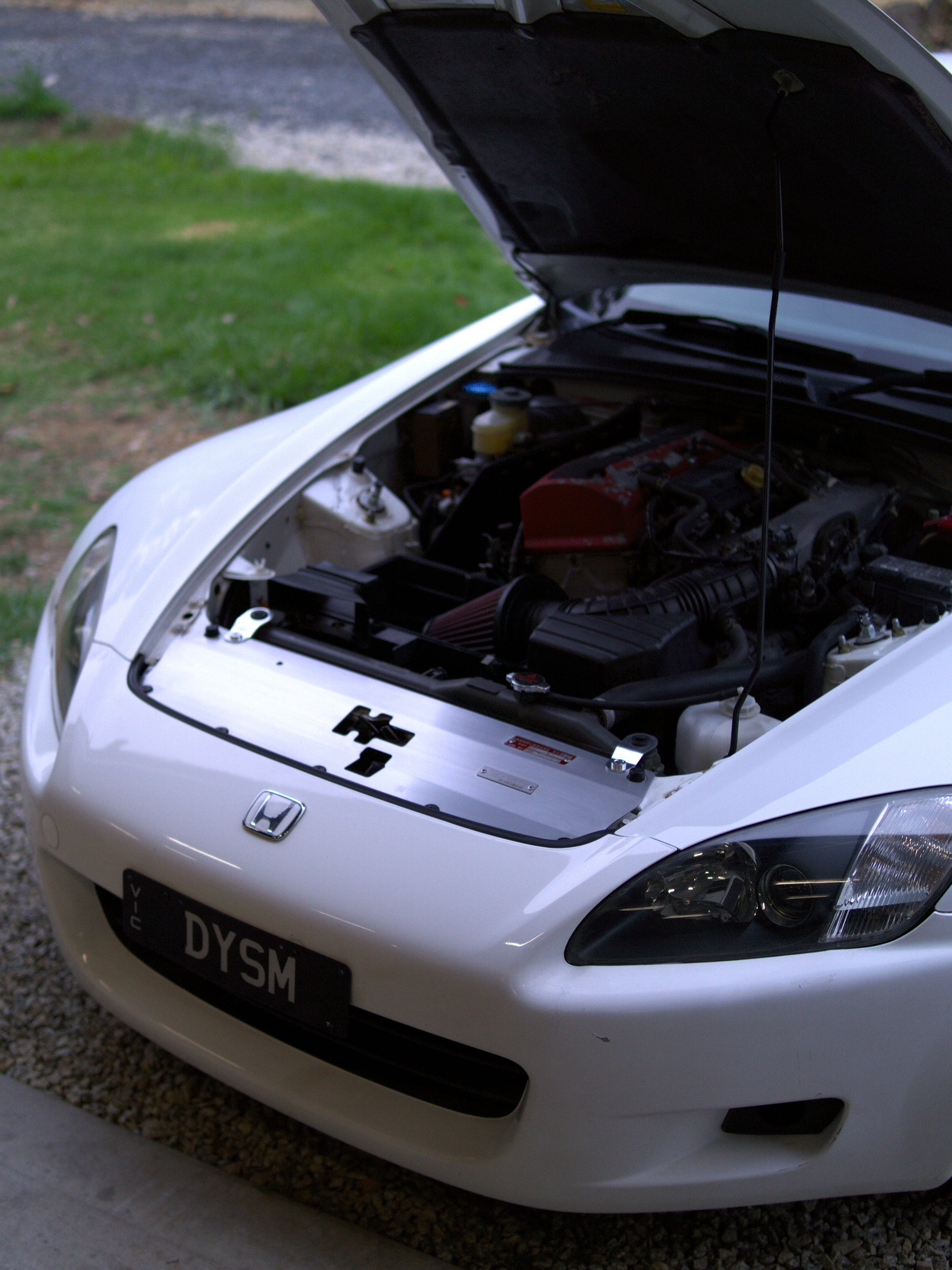 honda s2000 running an aerocutt cooling panel radiator panel 