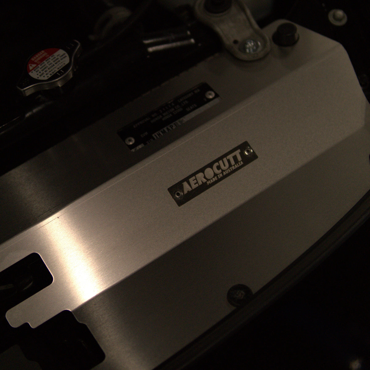Honda S2000 AP1 Engine Bay With Aerocutt Cooling Panel Radiator Air Diversion Plate Fitted In Raw Aluminium With Engraved Badge