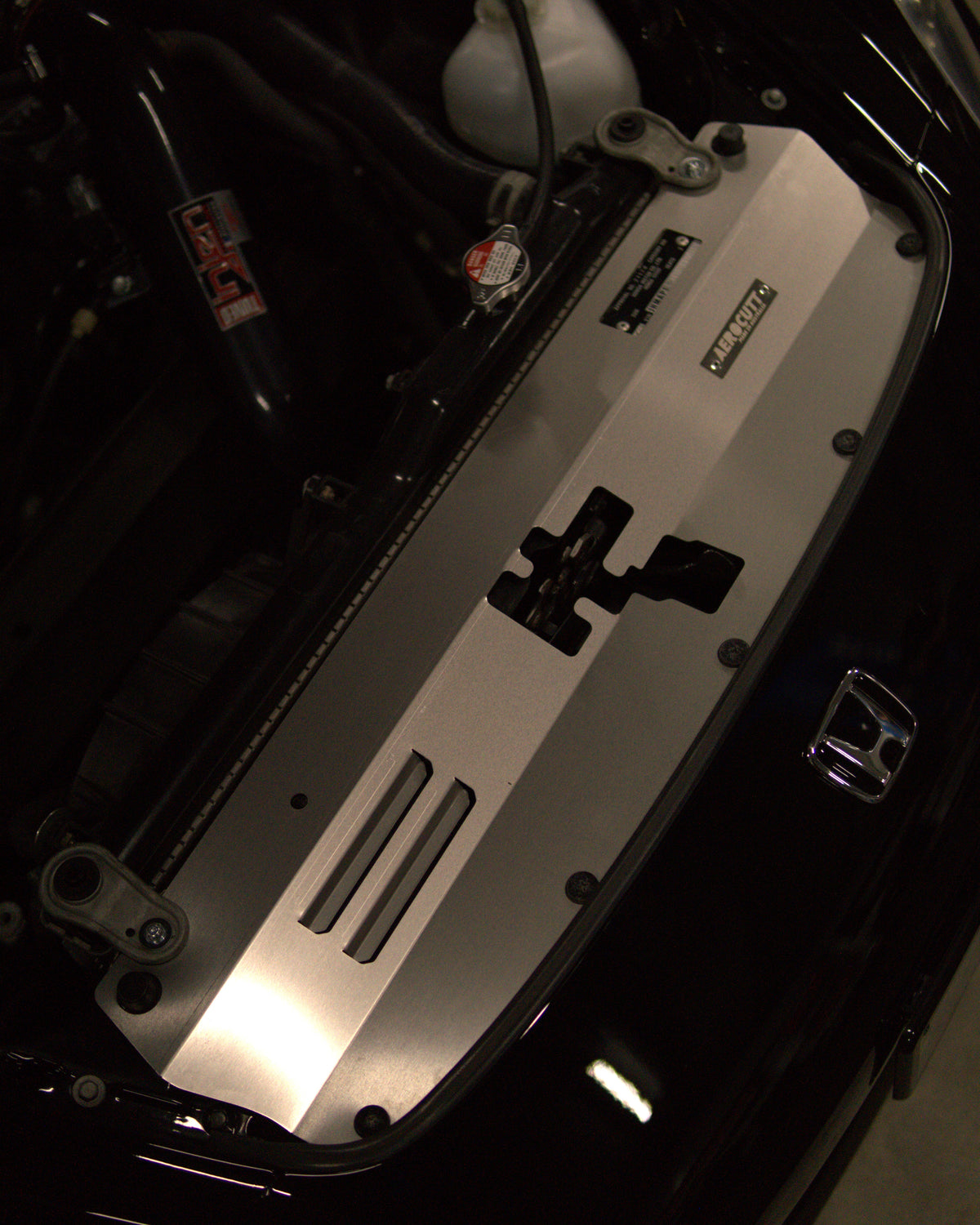 Honda S2000 S2K AP1 Engine Bay With Aerocutt Cooling Panel Radiator Air Diversion Plate Fitted In Aluminium