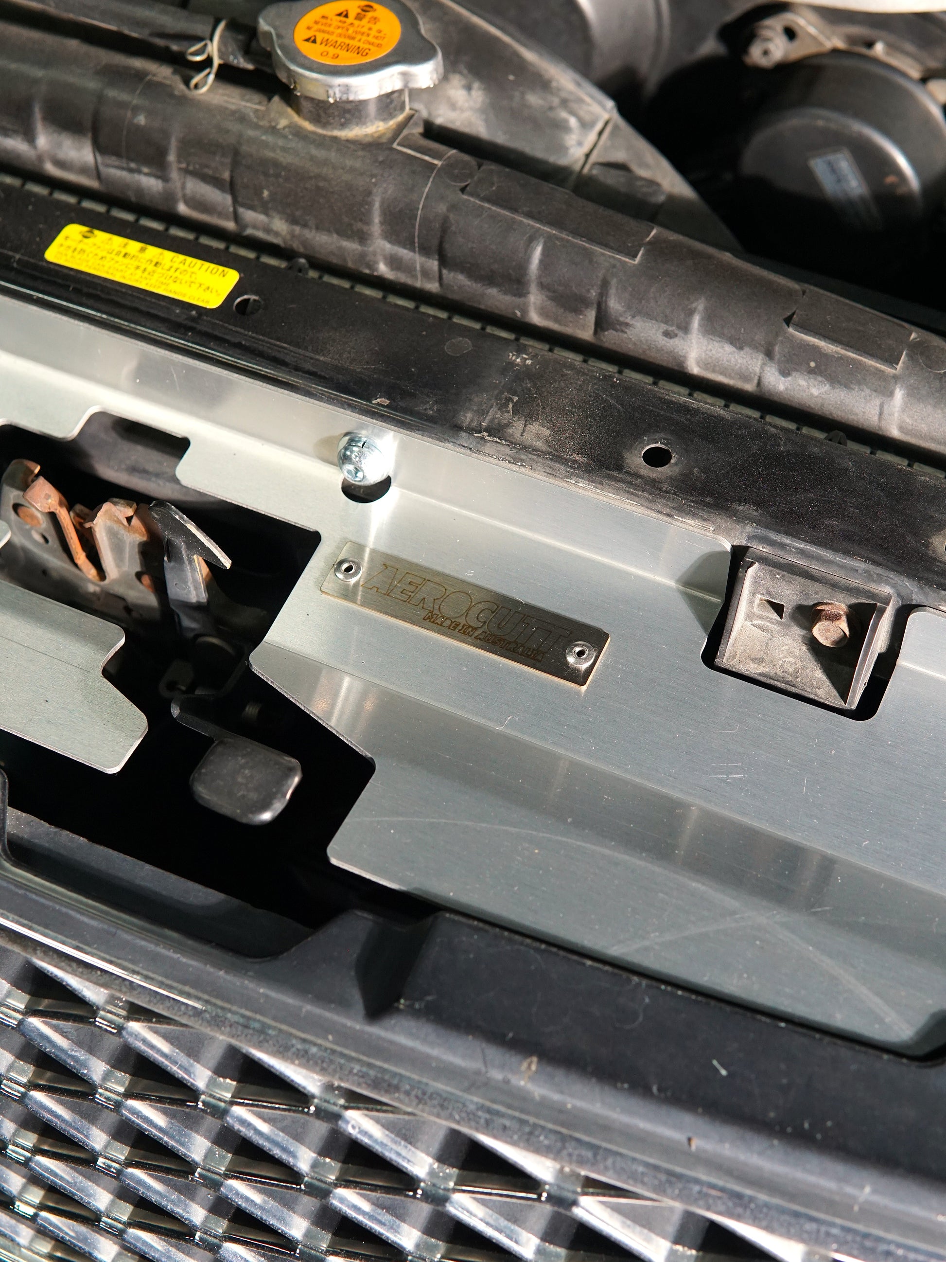 aerocutt nissan stagea cooling air diversion panel 