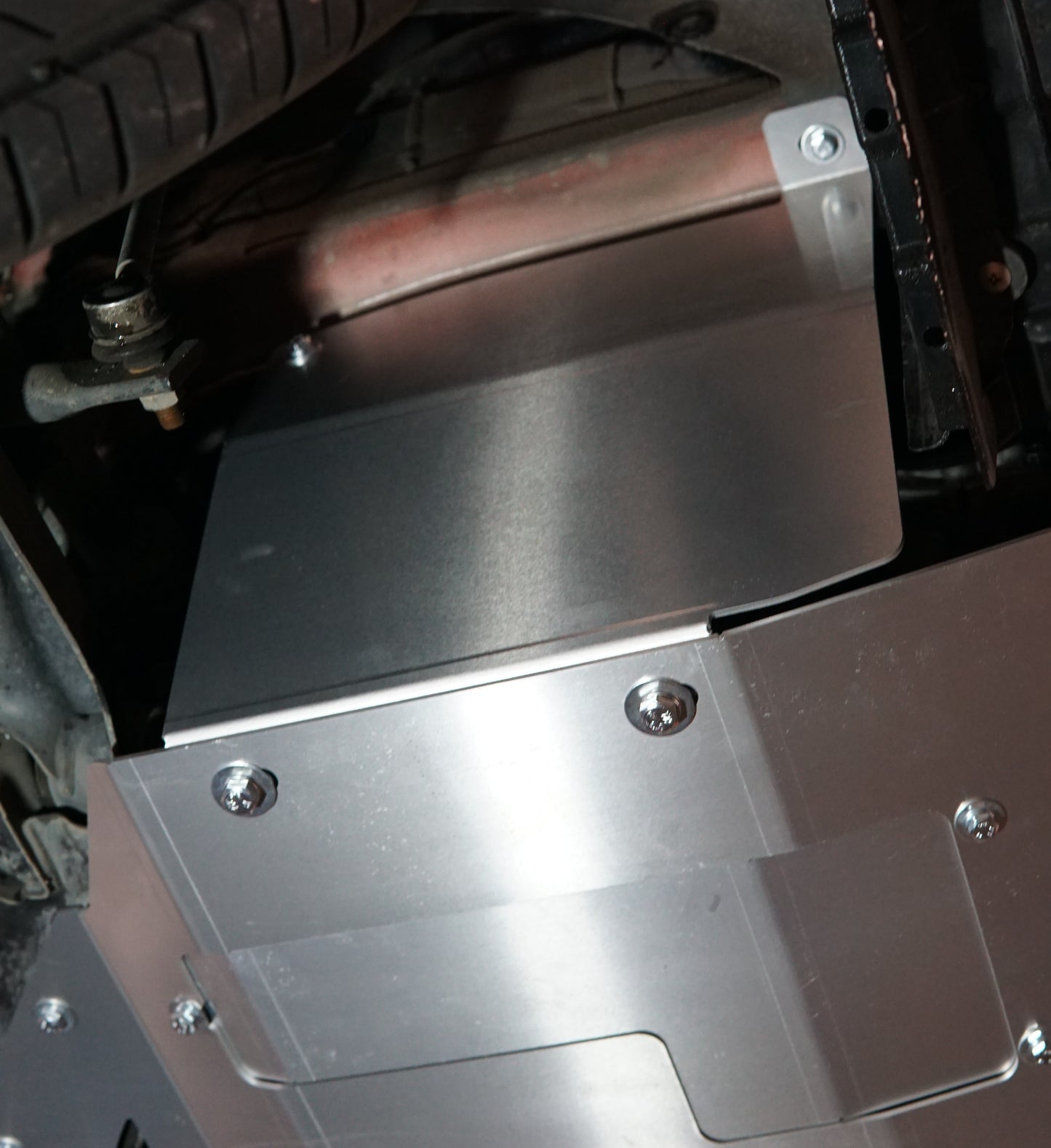 Suzuki Swift sport zc33s underside with aluminium undertray side support panels installed